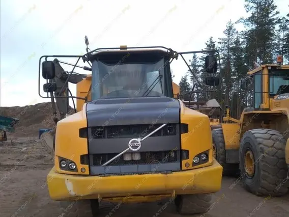 Карьерный самосвал Volvo A30 2011 года б/у фото 4
