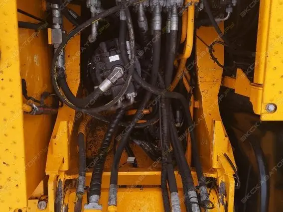 Экскаватор-погрузчик JCB JS 200W 2012 года б/у фото 14