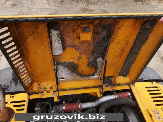 Экскаватор-погрузчик JCB JS 200W 2012 года б/у фото 17