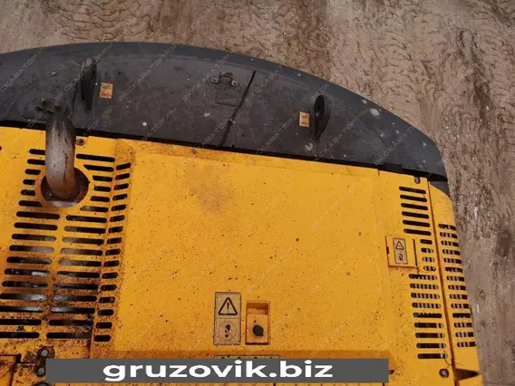 Экскаватор-погрузчик JCB JS 200W 2012 года б/у фото 19