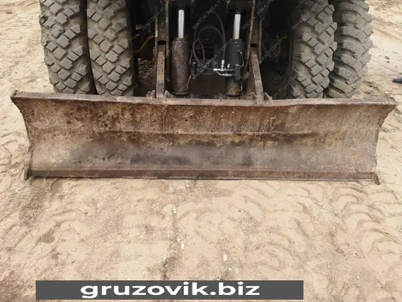 Экскаватор-погрузчик JCB JS 200W 2012 года б/у фото 5