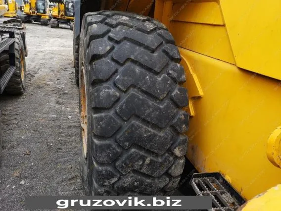Фронтальный погрузчик JCB 456 ZX 2012 года б/у фото 21