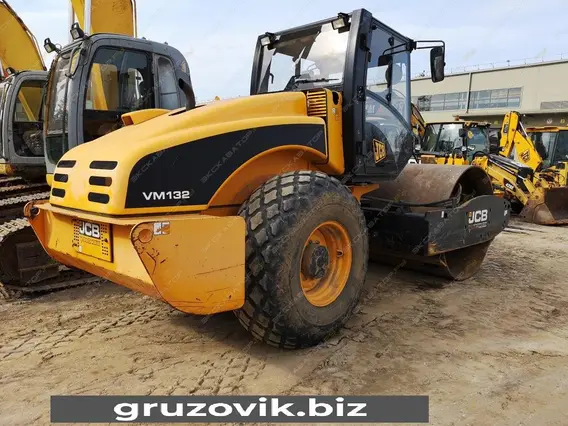 Дорожный каток JCB Vibromax VM 132D 2012 года б/у фото 2
