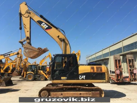 Экскаватор Caterpillar 320D 2012 года б/у фото 2