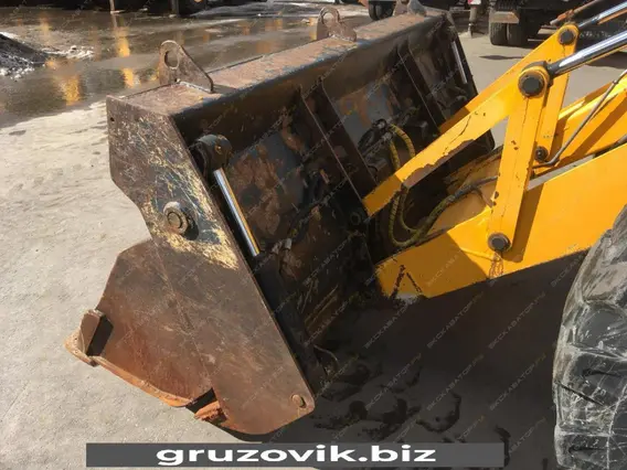 Экскаватор-погрузчик JCB 4CX 2012 года б/у фото 11