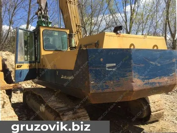Экскаватор Komatsu PC300-3 1989 года б/у фото 3