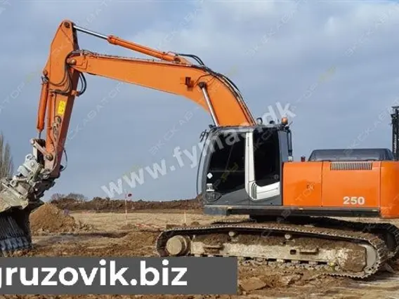 Экскаватор Hitachi ZX250 LC-3 2008 года б/у фото 2