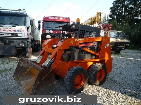 Фронтальный погрузчик Doosan 430 Plus 2005 года б/у фото 3