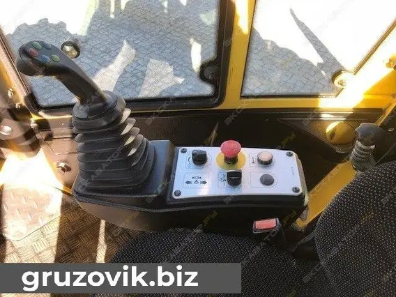 Дорожный каток Bomag BW226 PDH-4 2015 года б/у фото 6