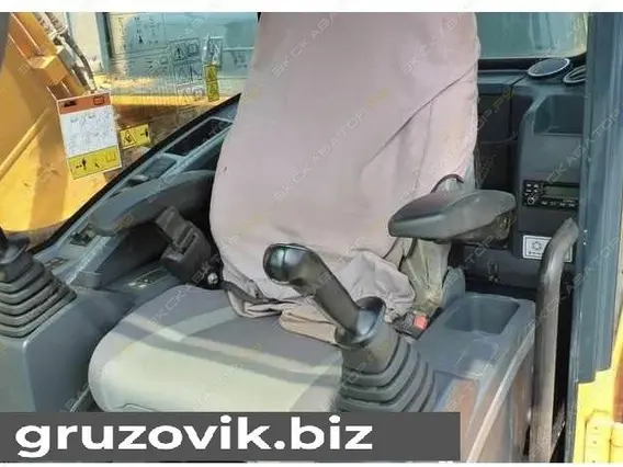 Экскаватор Hyundai R220LC-9A 2015 года б/у фото 14