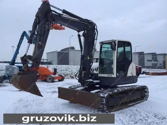 Экскаватор Terex TC125 2011 года б/у фото 2