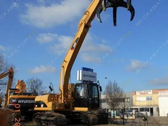 Экскаватор Caterpillar 320D 2007 года б/у