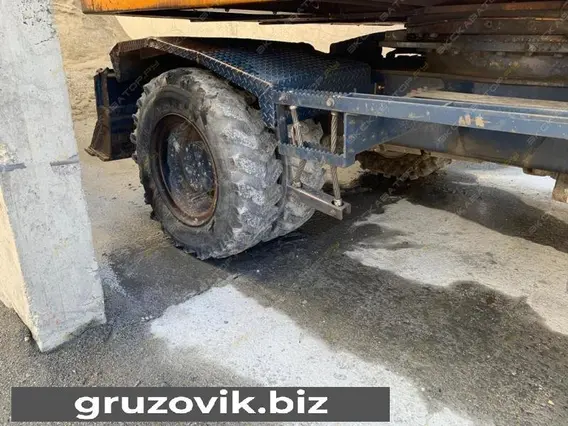 Экскаватор Hyundai R200W 1998 года б/у фото 14