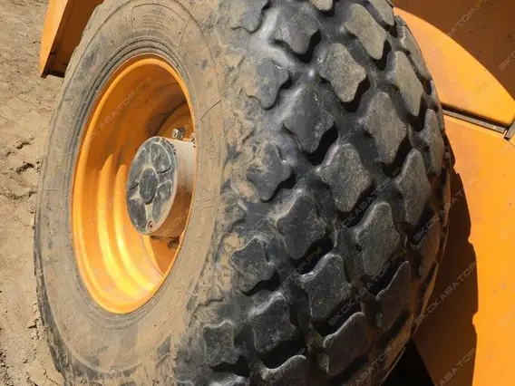 Дорожный каток JCB Vibromax VM 132D 2012 года б/у фото 14