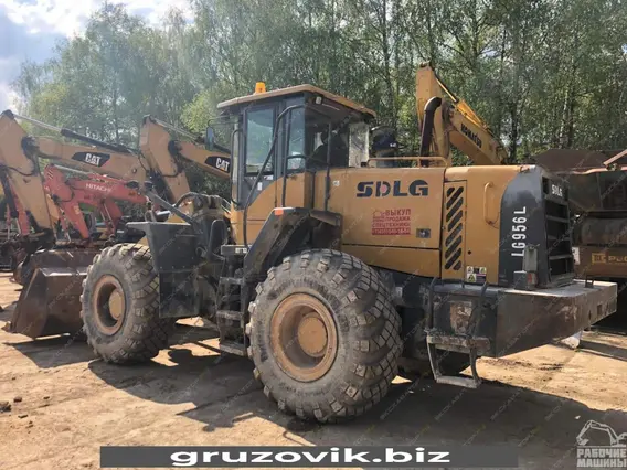 Фронтальный погрузчик SDLG LG956 2010 года б/у фото 8