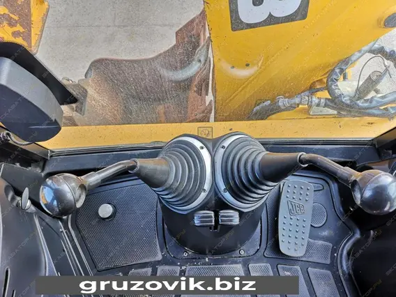 Экскаватор-погрузчик JCB 3CX 2013 года б/у фото 24