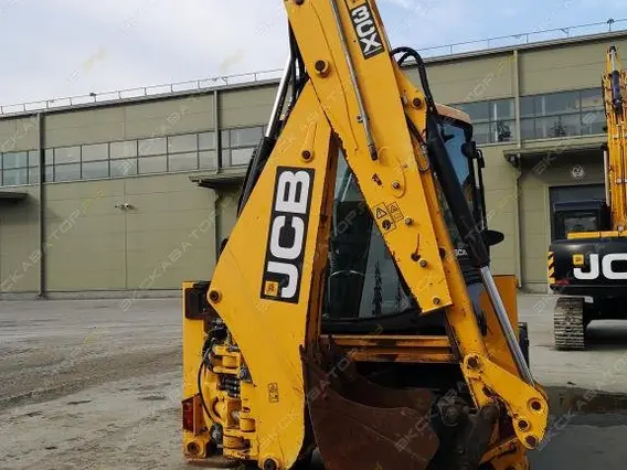 Экскаватор-погрузчик JCB 3CX 2013 года б/у фото 4