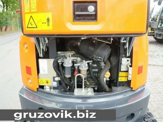 Экскаватор Hitachi ZX19U-5A 2018 года б/у фото 11