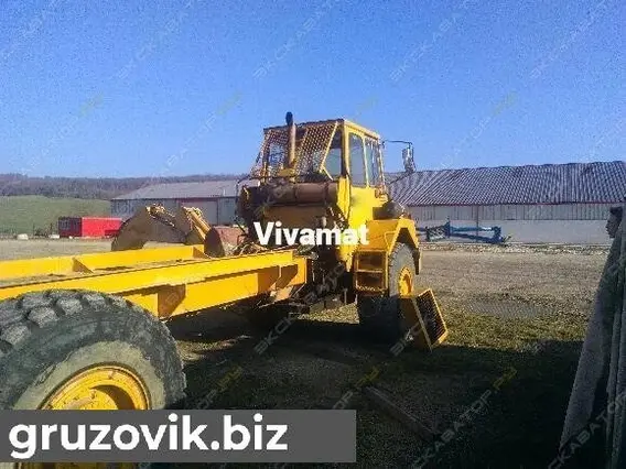 Карьерный самосвал Volvo A 25 1993 года б/у фото 2