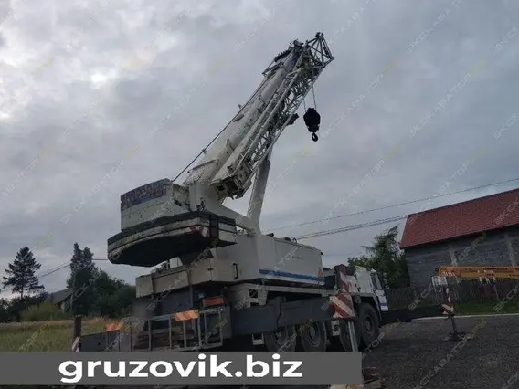 Автокран Liebherr LTM 1090/2 1998 года б/у фото 3