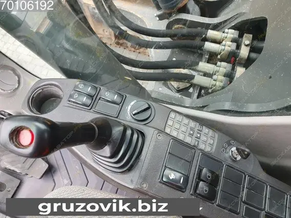 Экскаватор Volvo EC380DL 2013 года б/у фото 6