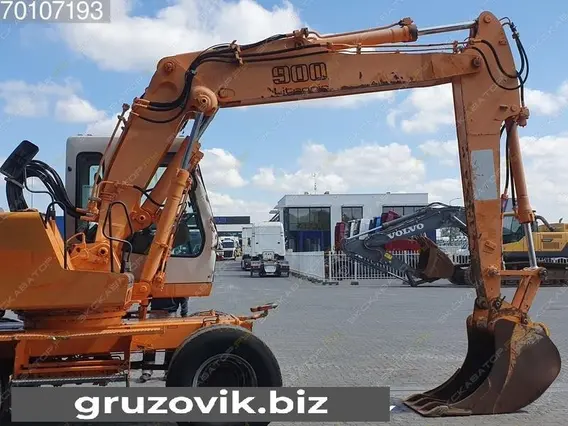 Экскаватор-погрузчик Liebherr A900 в 1997 года б/у фото 13