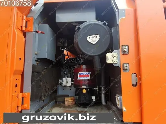 Экскаватор Hitachi ZX280LC-3 2010 года б/у фото 4