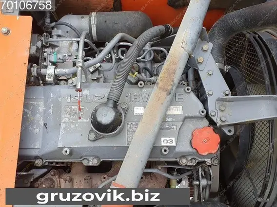 Экскаватор Hitachi ZX280LC-3 2010 года б/у фото 7