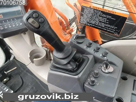 Экскаватор Hitachi ZX280LC-3 2010 года б/у фото 13