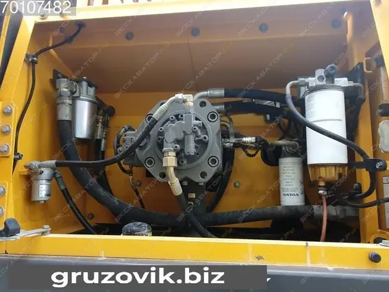 Экскаватор Volvo EC350 DL 2016 года б/у фото 8