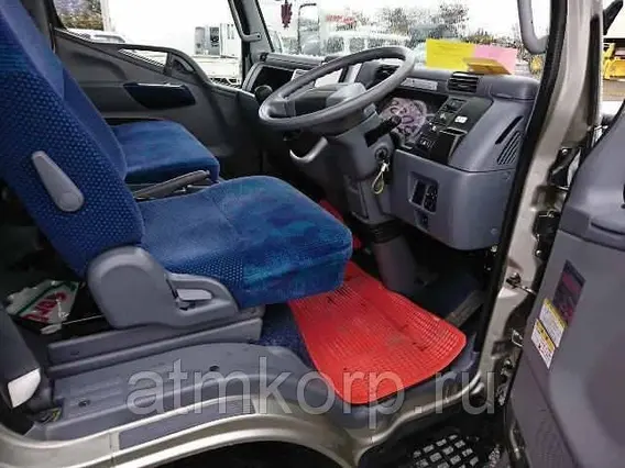 Эвакуатор Mitsubishi CANTER кузов FE83DN 2008 года б/у фото 3