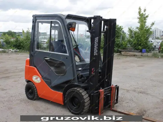 Вилочный погрузчик Toyota 32-8FG15 2011 года б/у фото 15