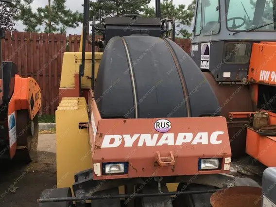 Дорожный каток Dynapac CP142 2006 года б/у