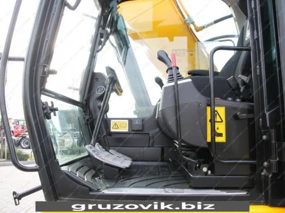 Экскаватор JCB JS 220 LC 2015 года б/у фото 16