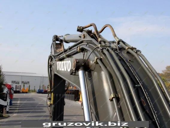 Экскаватор Volvo EC380DL 2014 года б/у фото 7