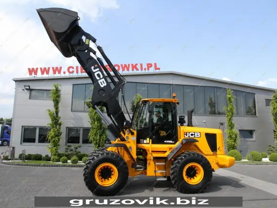 Фронтальный погрузчик JCB 436 HT 2013 года б/у фото 13