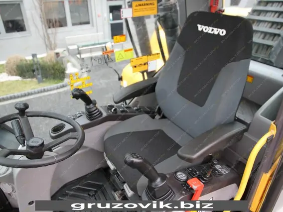 Экскаватор Volvo EW160 2013 года б/у фото 16