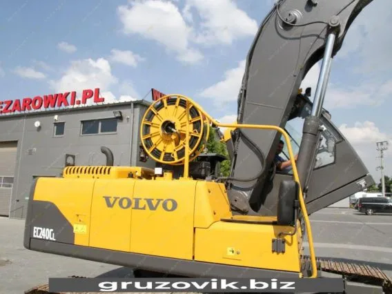 Экскаватор Volvo EC240C LR 2012 года б/у фото 12