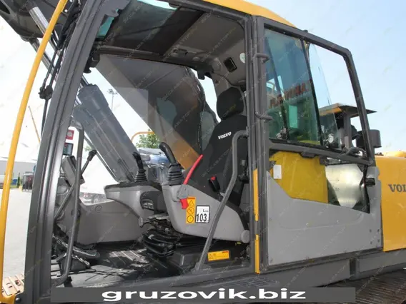 Экскаватор Volvo EC240C LR 2012 года б/у фото 8
