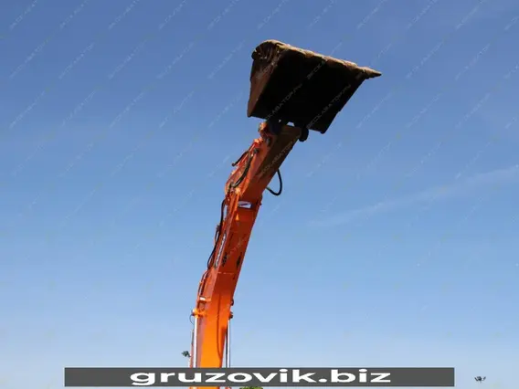 Экскаватор Doosan DX520LC 2013 года б/у фото 3