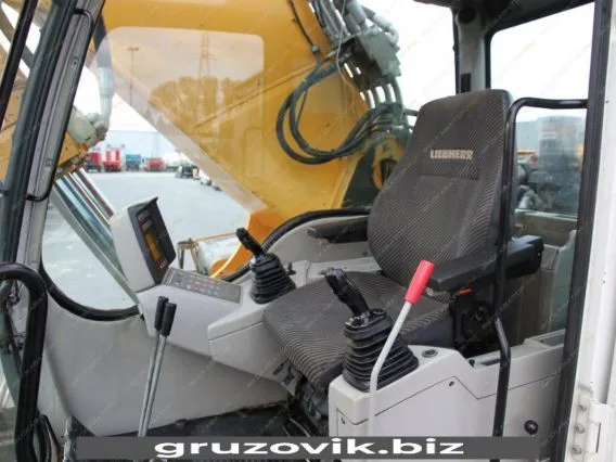 Экскаватор Liebherr R 954 C HD 2010 года б/у фото 11