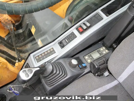 Экскаватор Hyundai R380LC-9A 2015 года б/у фото 23