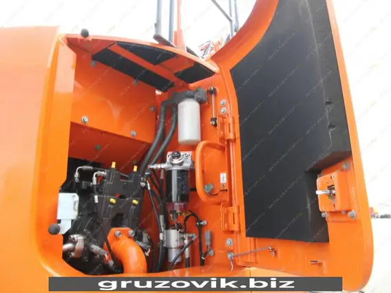 Экскаватор Doosan DX235LCR 2016 года б/у фото 5