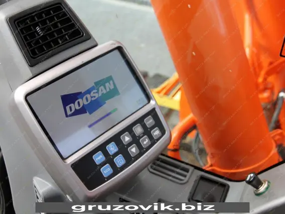 Экскаватор Doosan DX235LCR 2016 года б/у фото 6