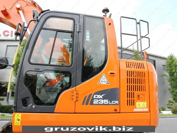 Экскаватор Doosan DX235LCR 2016 года б/у фото 8