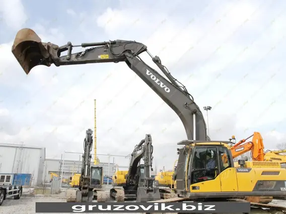 Экскаватор Volvo EC250D 2014 года б/у фото 10