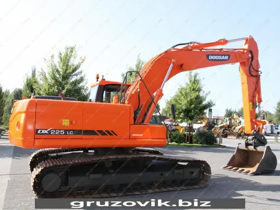 Экскаватор Doosan DX225LCA 2015 года б/у фото 5