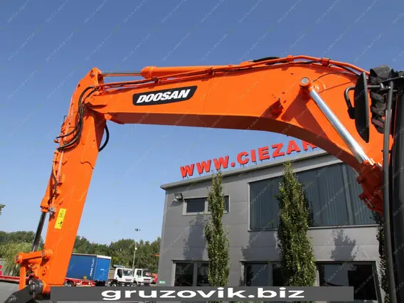 Экскаватор Doosan DX225LCA 2015 года б/у фото 9