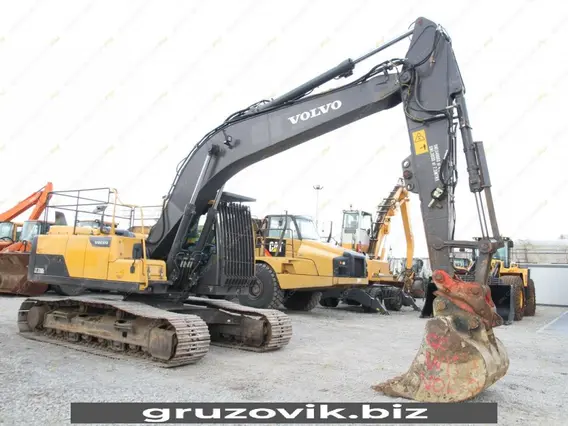 Экскаватор Volvo EC220D 2014 года б/у фото 11
