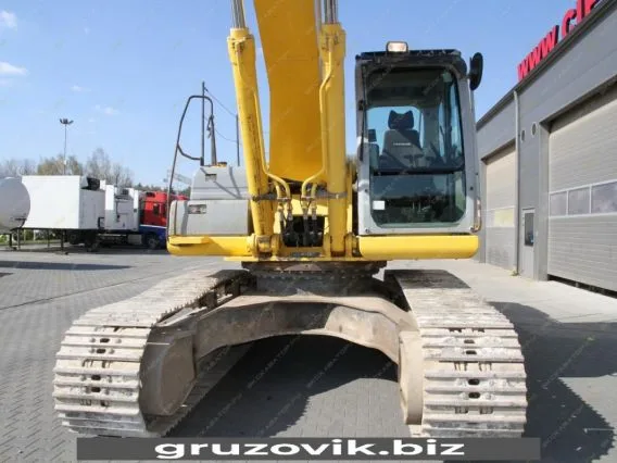 Экскаватор New Holland E385 2012 года б/у